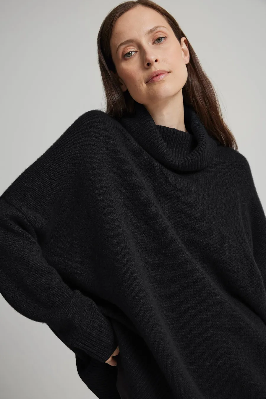 Kidman Cashmere Sweater Black